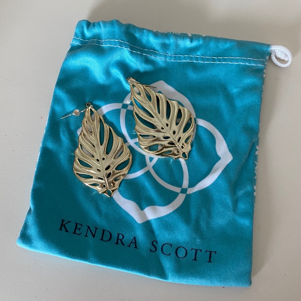 Kendra Scott Gold Leaf Earrings